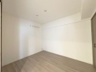 一日の疲れをいやしてくれる主寝室。時を忘れて過ごす場所として過ごせるお部屋です。
