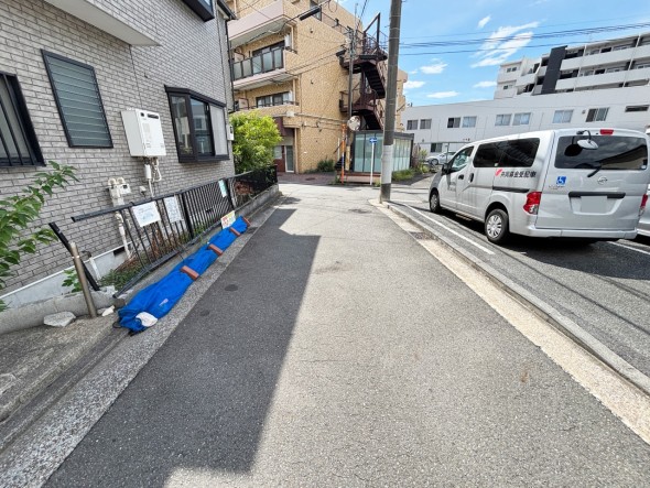 前面道路含む現地写真
