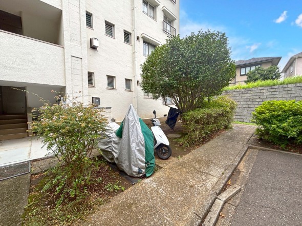 バイク置き場