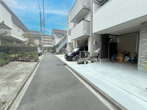 前面道路含む現地写真