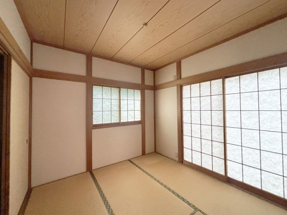客間やお子様の遊び場として多用途にお使い頂けます。  
