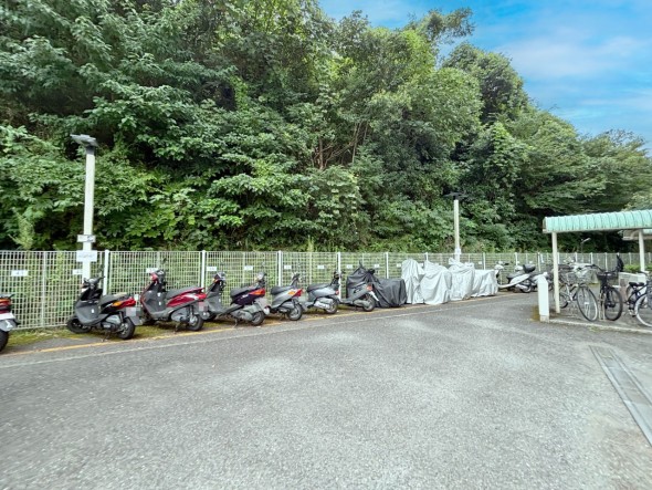 バイク置き場