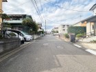 整備された前面道路です。