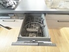 食洗機付き。家事の手助けとして。