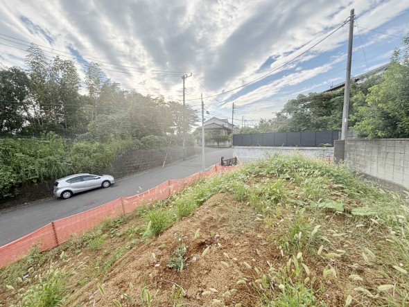 建築条件なしの売地です。お好きなハウスメーカーで建築していただけます。