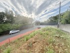 建築条件なしの売地です。お好きなハウスメーカーで建築していただけます。
