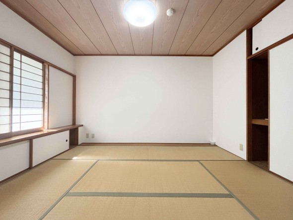 客間やお子様の遊び場として多用途にお使い頂けます。  