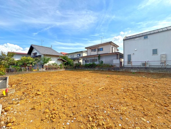 閑静な住宅街で落ち着いた住環境。