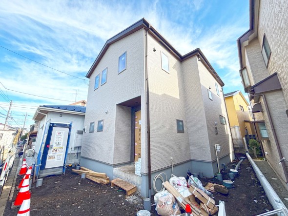 建物の完成が待ち遠しいですね。