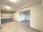 家族と過ごす時間を大切にしたい方にぴったりの明るくゆとりある住空間です。