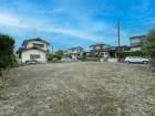 とても開放感ある土地です！日当たりの良さが外観からも伝わります！