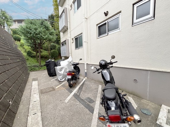 バイク置き場