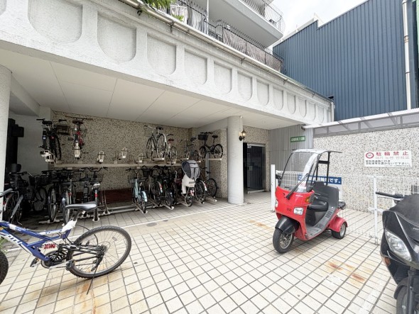 駐輪場