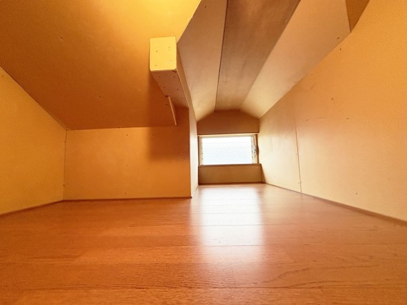 小屋裏収納