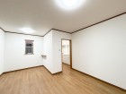 家族と過ごすひと時を優しく包み込むリビングダイニング。