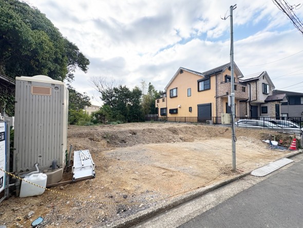 周辺は閑静な住宅街につき落ち着いた環境です。