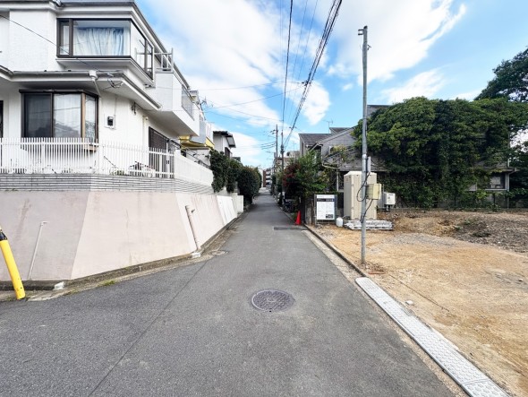 前面道路含む現地写真