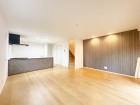 家族と過ごす時間を大切にしたい方にぴったりの明るくゆとりある住空間です。