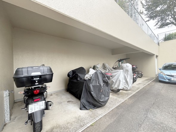 バイク置き場