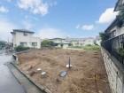 爽やかな青空の下に贅沢なほどに降り注ぐ陽光、豊かな居住性と、クオリティが見事に調和した住空間は、住まうことの喜びを感じさせてくれ