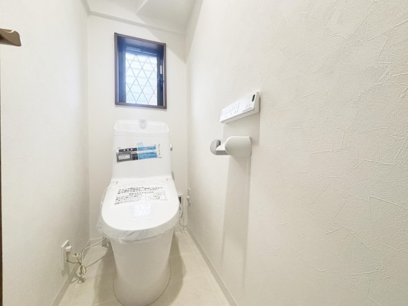 ウォシュレット機能付きトイレ