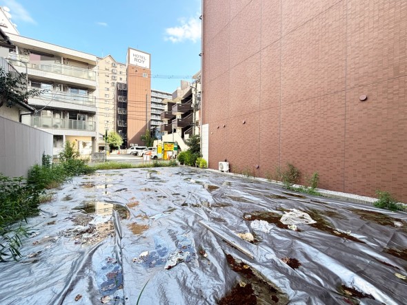 周辺は閑静な住宅街につき落ち着いた環境です。