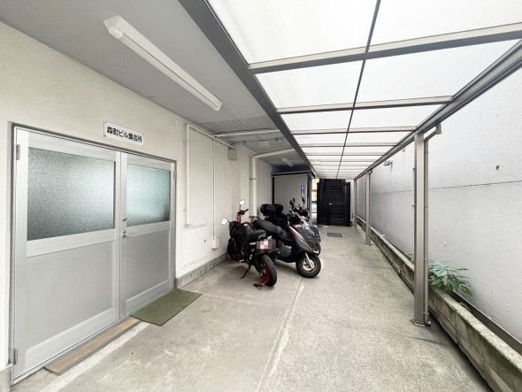 バイク置き場