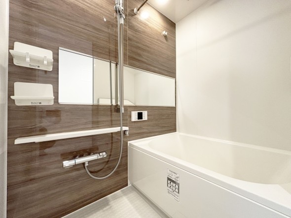 内装 1日の疲れを癒すバスルーム。