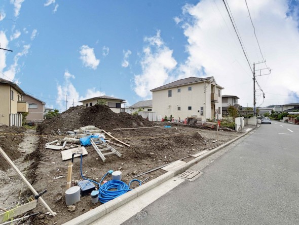 周辺は閑静な住宅街につき落ち着いた環境です。