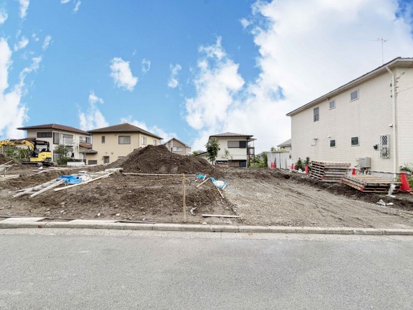 建物の完成が待ち遠しいですね。