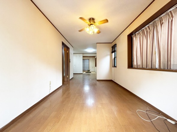 一日の中で多くの時間を過ごすことになる住まいだからこそ、いつも穏やかな空間が必要です。色味などの配慮が、住まう方の健康を守ります