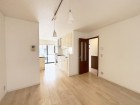 一日の中で多くの時間を過ごすことになる住まいだからこそ、いつも穏やかな空間が必要です。色味などの配慮が、住まう方の健康を守ります