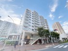 爽やかな青空の下に贅沢なほどに降り注ぐ陽光、豊かな居住性と、クオリティが見事に調和した住空間は、住まうことの喜びを感じさせてくれ