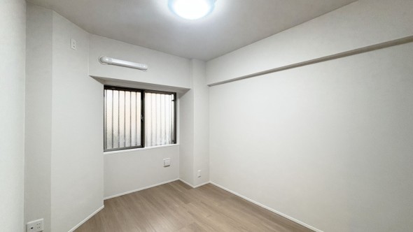 感性を育むプライベートルームはシンプルでスマートな空間。