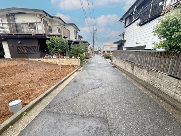 前面道路含む現地写真