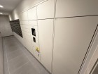 宅配ボックスがあるためご不在時であってもお帰りの際に大きな荷物をお受け取りいただけます。