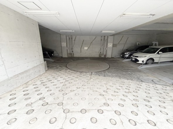 敷地内駐車場