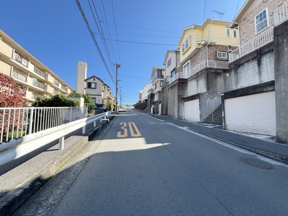前面道路含む現地写真