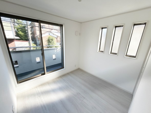 洋室4.3帖。家族一人ひとりの大切なプライベート空間。