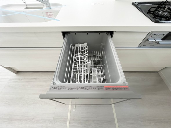 食洗機付き。家事の手助けとして。