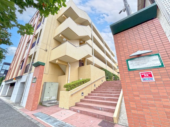 マンション入口