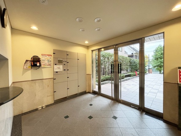 エントランスホール