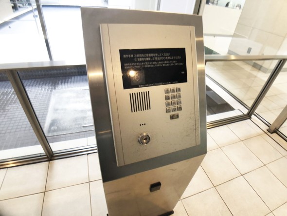 オートロック付きエントランス