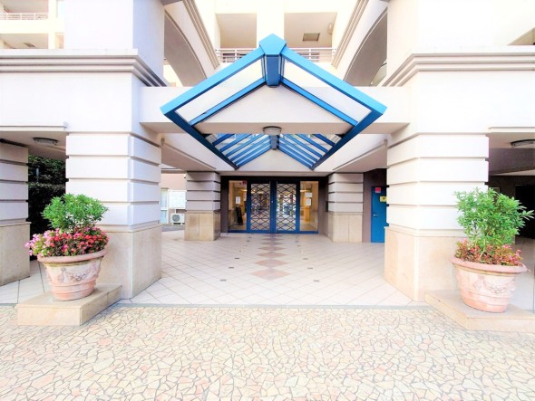 マンション外観写真