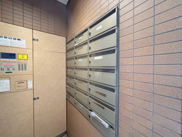 住戸専用の郵便受け。