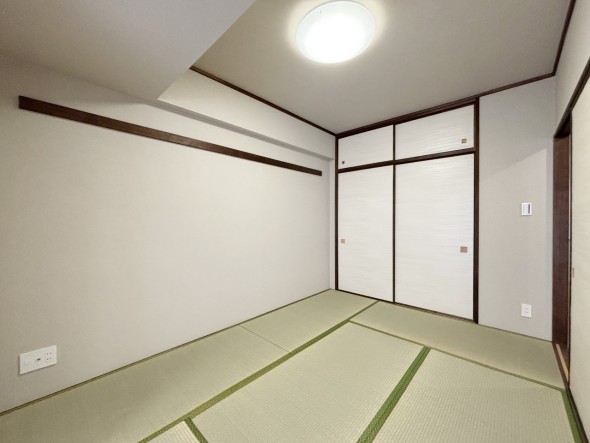 客間やお子様の遊び場として多用途にお使い頂けます。  