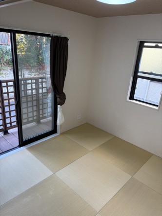 客間やお子様の遊び場として多用途にお使い頂けます。  