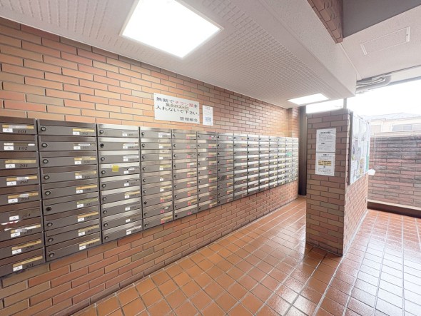 住戸専用の郵便受け。