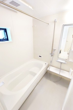 内装 1日の疲れを癒すバスルーム。