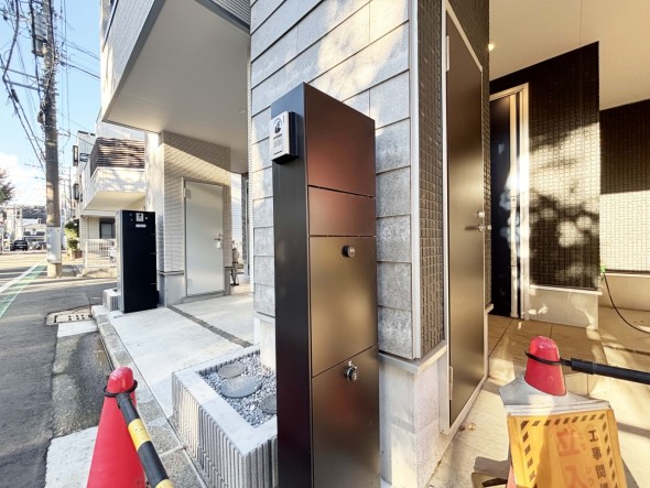 ポスト・モニター付きインターホン